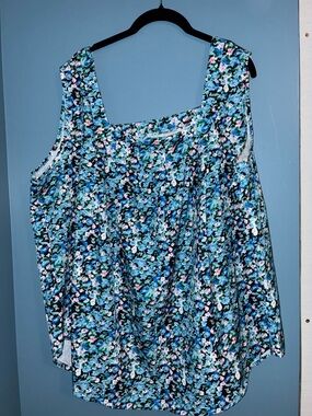 Square-Neck Floral Tank Top in Blue